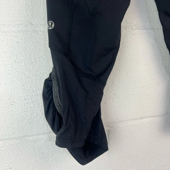 Lululemon Run For Your Life Crop Ruched Leggings, 8 - Picture 6 of 13